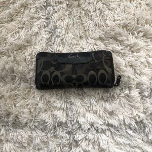 Coach wallet